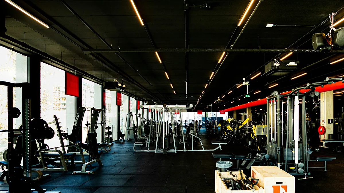 LED sports lighting for industrial facilities and outdoor venues